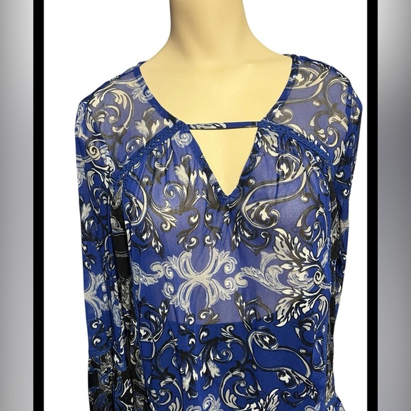 INC International Concepts Blue and White Patterned Blouse - Picture 6 of 12